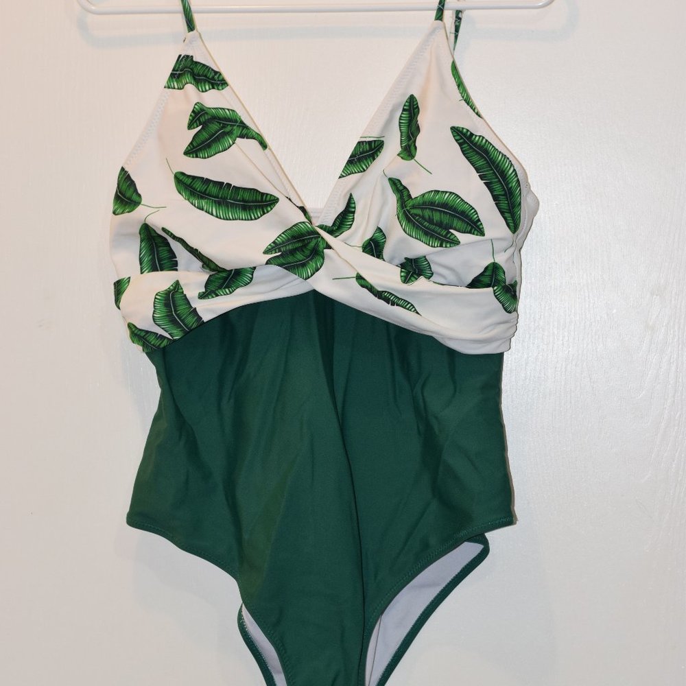 CUPSHE Swimsuit